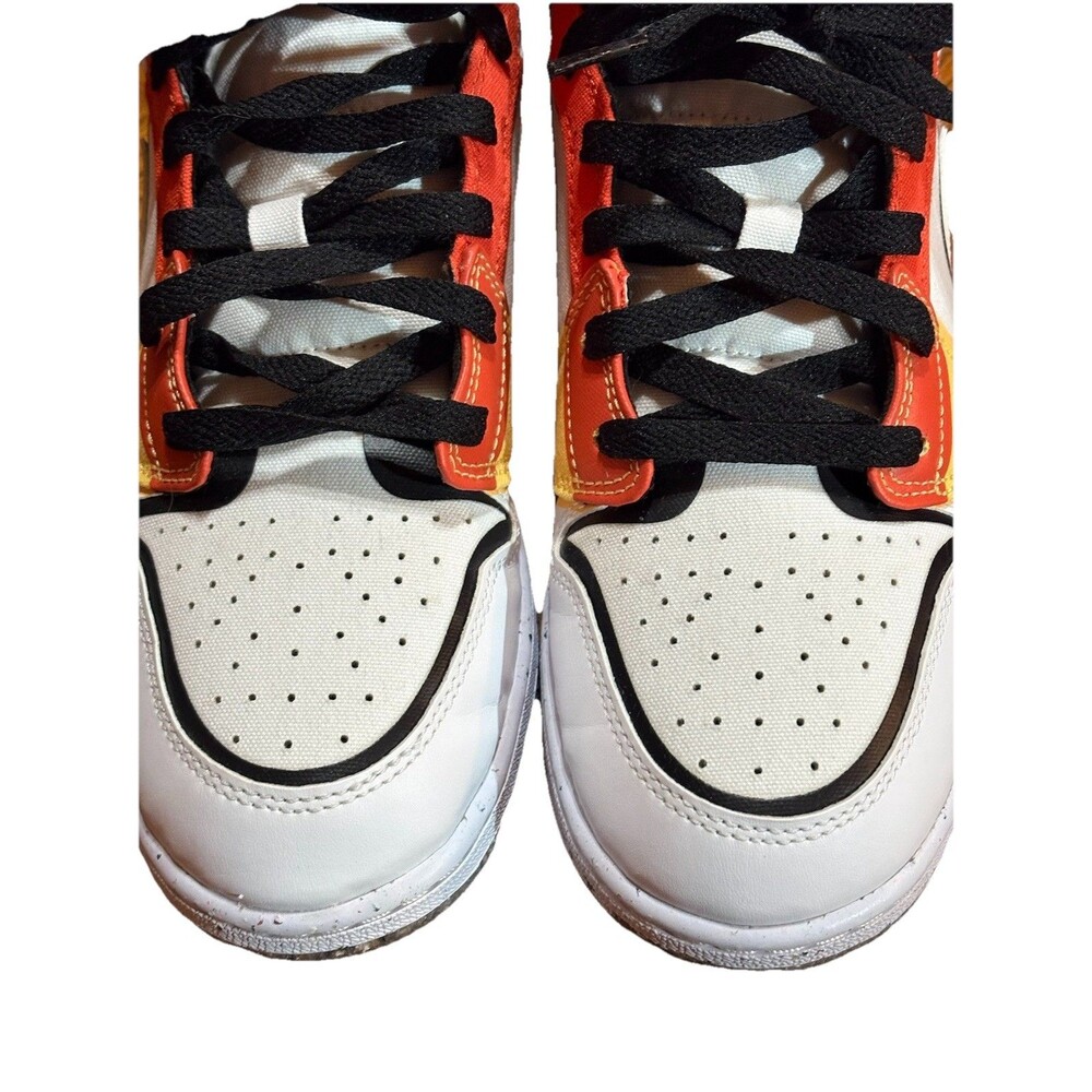 Nike Air Jordan Air Jordan 1 Mid SE GS Sneakers  DV1316-100 Size 7Y  Women’s 8.5 - Picture 15 of 16